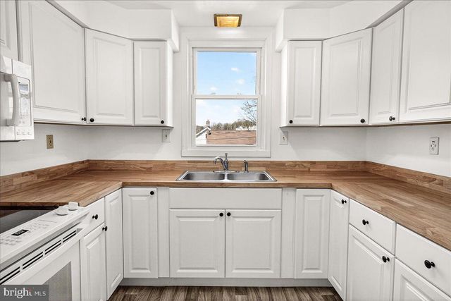 801 N MAPLE AVE, Brunswick, MD 21716