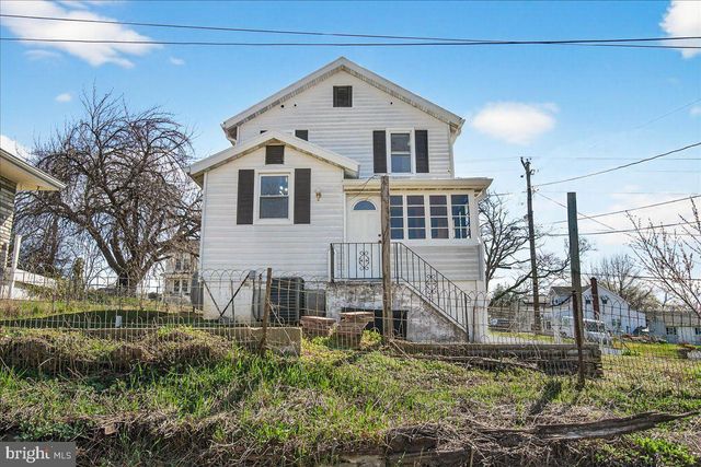 801 N MAPLE AVE, Brunswick, MD 21716