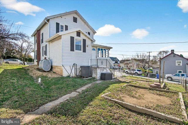 801 N MAPLE AVE, Brunswick, MD 21716