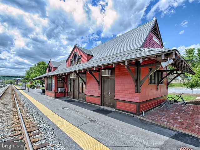 801 N MAPLE AVE, Brunswick, MD 21716