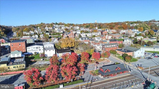 801 N MAPLE AVE, Brunswick, MD 21716