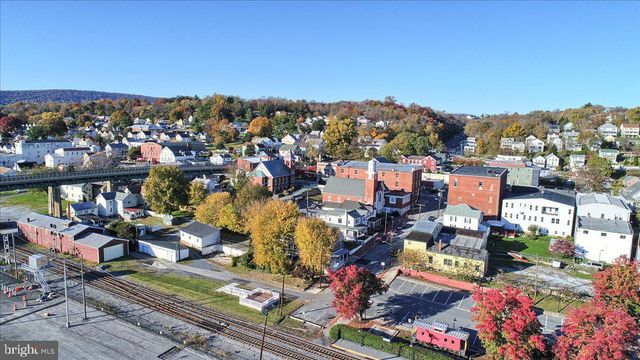 801 N MAPLE AVE, Brunswick, MD 21716