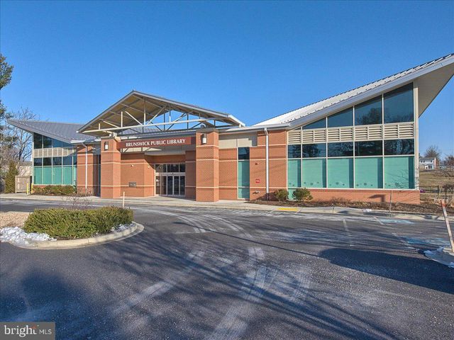 801 N MAPLE AVE, Brunswick, MD 21716