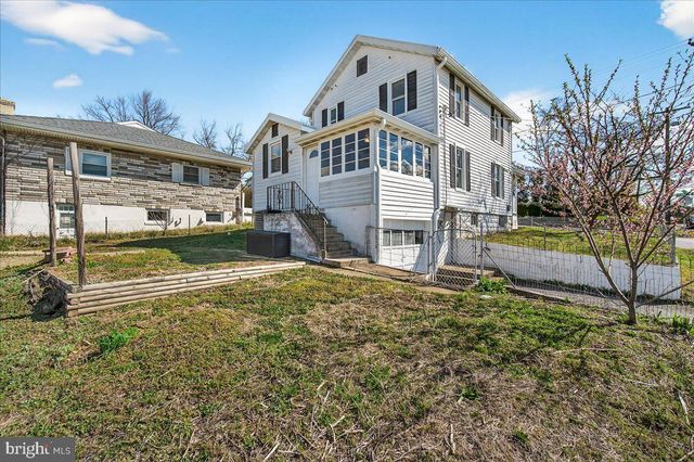 801 N MAPLE AVE, Brunswick, MD 21716