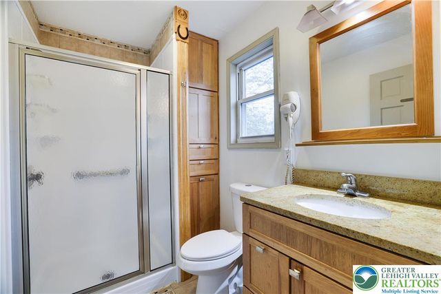 6433 Marvin Gardens, Coolbaugh Twp, PA 18466
