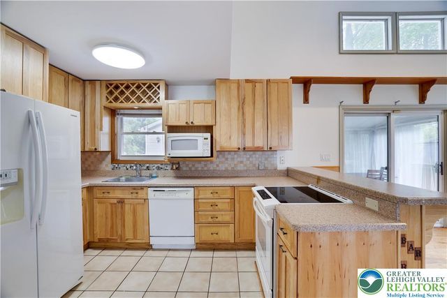 6433 Marvin Gardens, Coolbaugh Twp, PA 18466