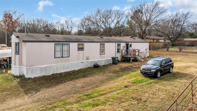 18867 11th Street, Oakland, OK 73446