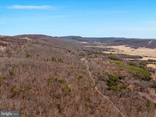 515 OLD FIRE TOWER RD, Capon Bridge, WV 26711