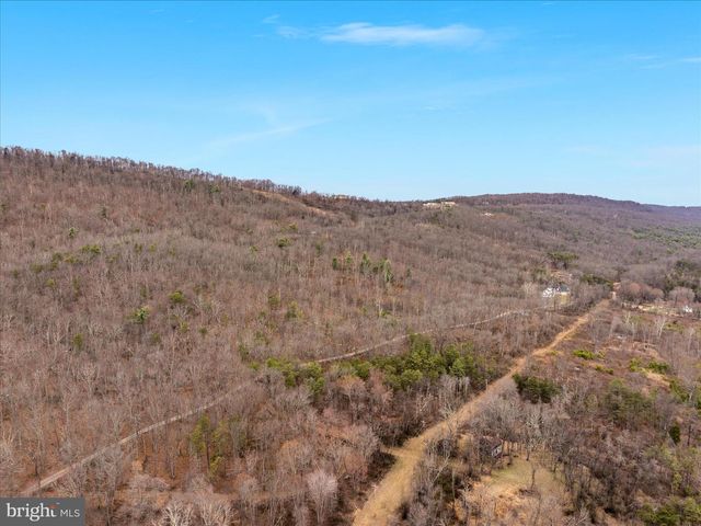 515 OLD FIRE TOWER RD, Capon Bridge, WV 26711