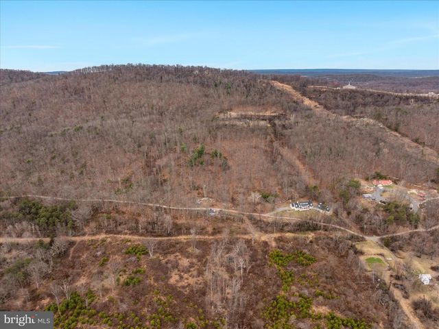 515 OLD FIRE TOWER RD, Capon Bridge, WV 26711
