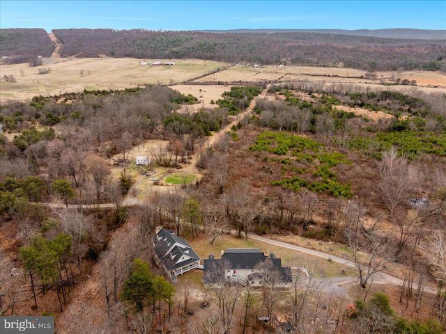 515 OLD FIRE TOWER RD, Capon Bridge, WV 26711