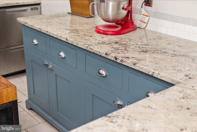 515 OLD FIRE TOWER RD, Capon Bridge, WV 26711