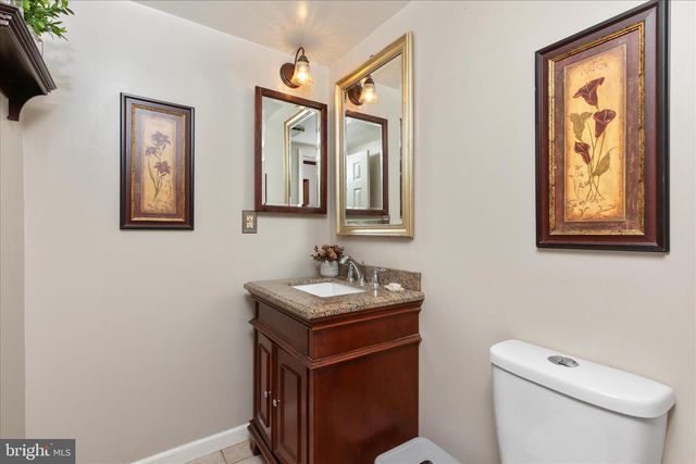 515 OLD FIRE TOWER RD, Capon Bridge, WV 26711