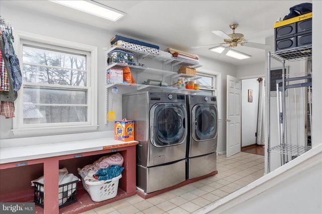 515 OLD FIRE TOWER RD, Capon Bridge, WV 26711