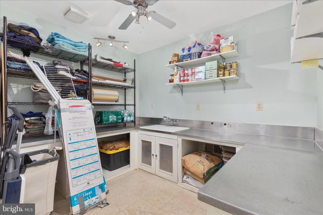 515 OLD FIRE TOWER RD, Capon Bridge, WV 26711