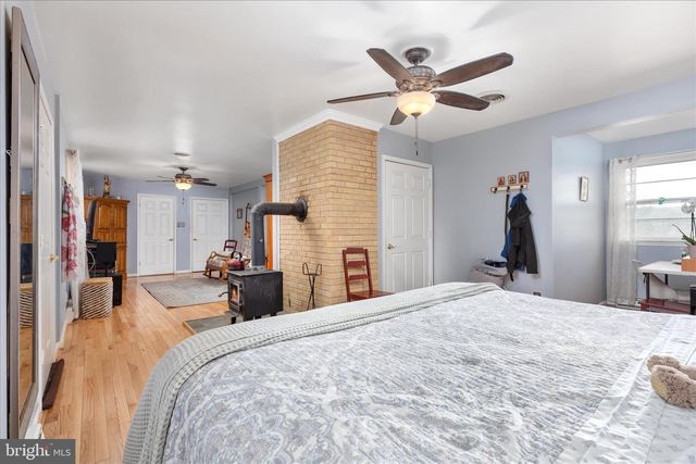 515 OLD FIRE TOWER RD, Capon Bridge, WV 26711