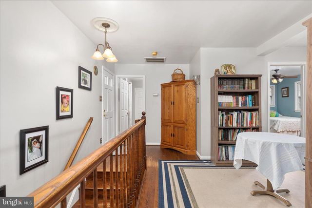 515 OLD FIRE TOWER RD, Capon Bridge, WV 26711