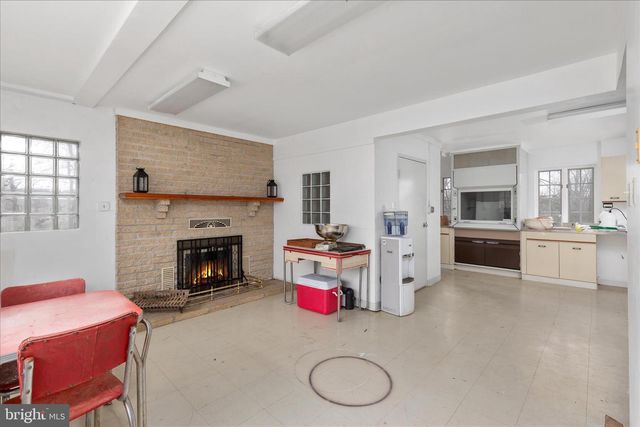 515 OLD FIRE TOWER RD, Capon Bridge, WV 26711