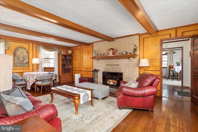 515 OLD FIRE TOWER RD, Capon Bridge, WV 26711