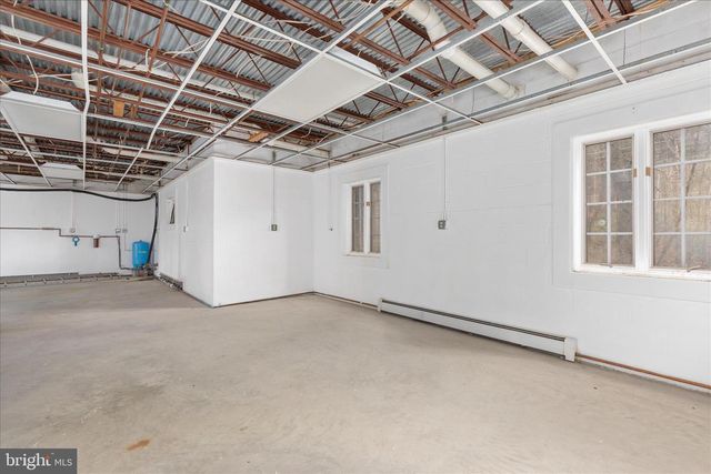 515 OLD FIRE TOWER RD, Capon Bridge, WV 26711