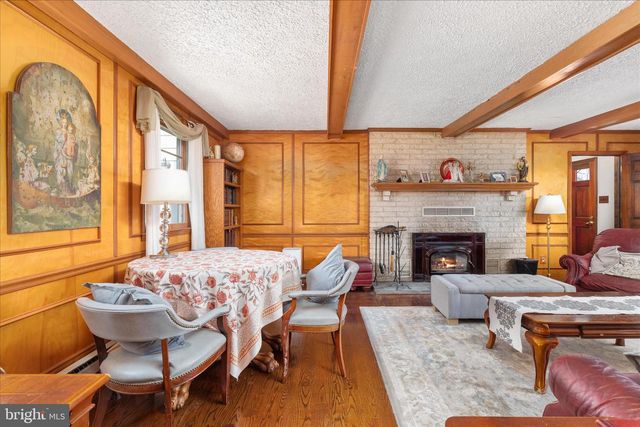 515 OLD FIRE TOWER RD, Capon Bridge, WV 26711