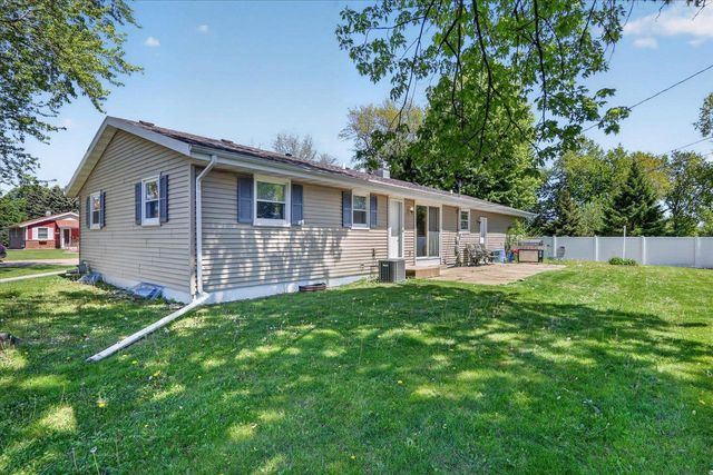 638 Chartier Street, Janesville, WI 53546