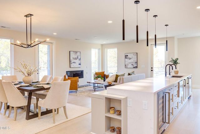 610 N Roxboro Street 21, Durham, NC 27701