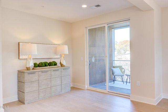 610 N Roxboro Street 21, Durham, NC 27701