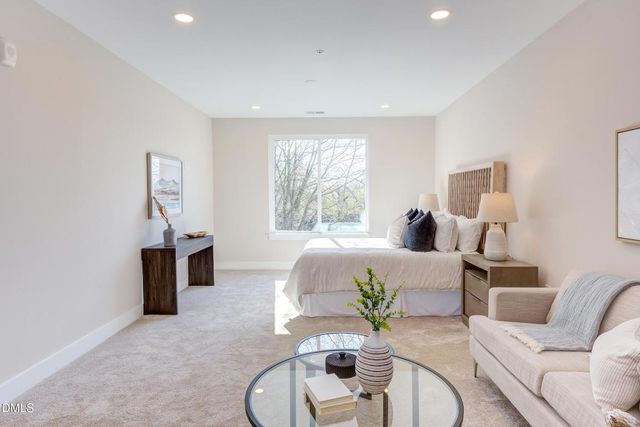 610 N Roxboro Street 21, Durham, NC 27701