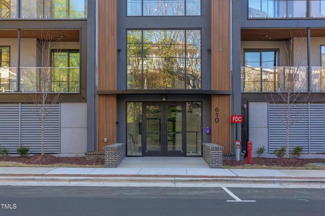 610 N Roxboro Street 21, Durham, NC 27701