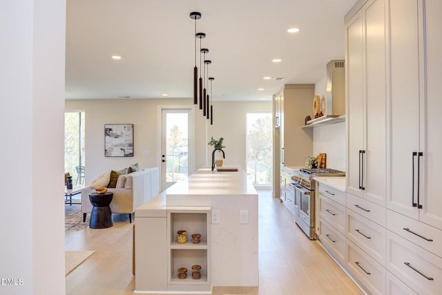 610 N Roxboro Street 21, Durham, NC 27701