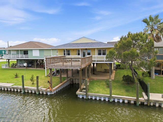 119 Sand Shoals Road, Freeport, TX 77541