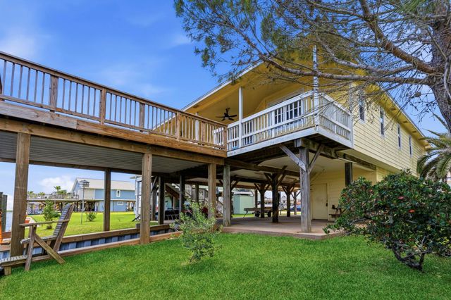 119 Sand Shoals Road, Freeport, TX 77541