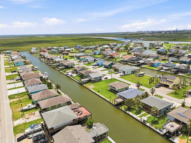 119 Sand Shoals Road, Freeport, TX 77541