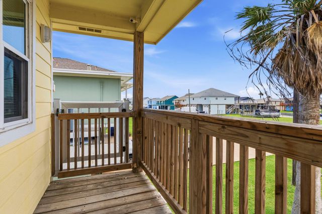 119 Sand Shoals Road, Freeport, TX 77541