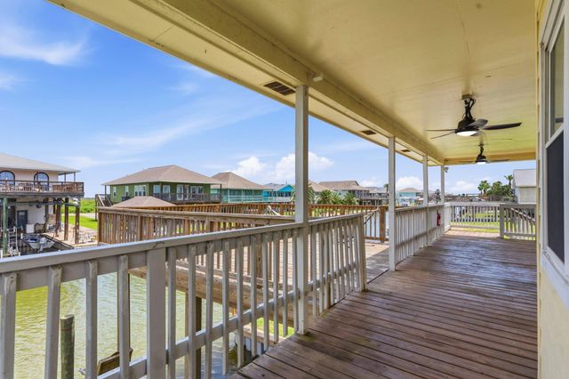 119 Sand Shoals Road, Freeport, TX 77541