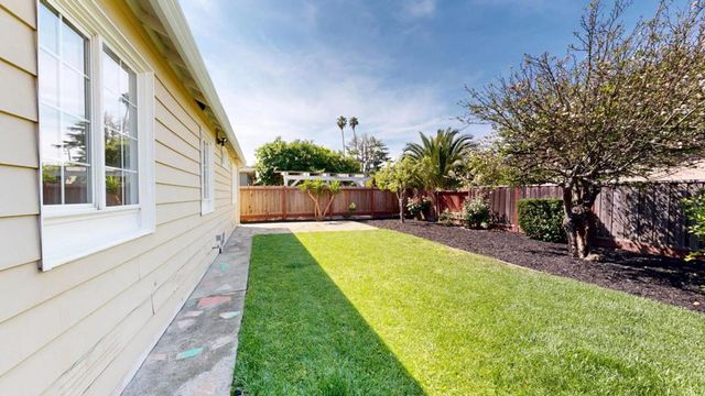 215 Wisteria Drive, East Palo Alto, CA 94303