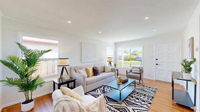 215 Wisteria Drive, East Palo Alto, CA 94303