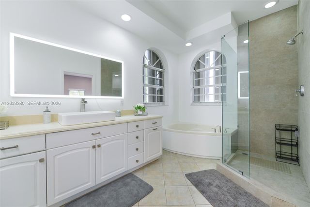 1209 NE 96th St 1209, Miami Shores, FL 33138