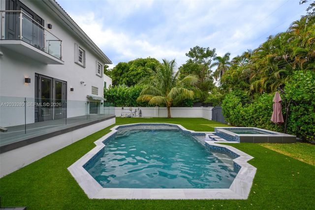 1209 NE 96th St 1209, Miami Shores, FL 33138