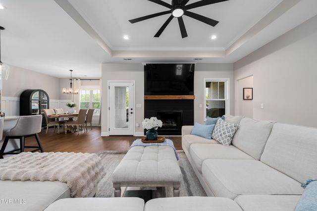 190 Tanners Cove, Johnson City, TN 37615