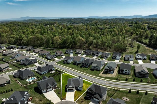 190 Tanners Cove, Johnson City, TN 37615