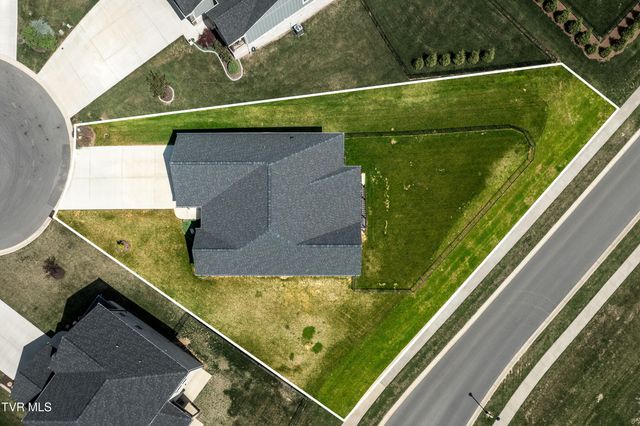 190 Tanners Cove, Johnson City, TN 37615