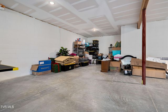 190 Tanners Cove, Johnson City, TN 37615