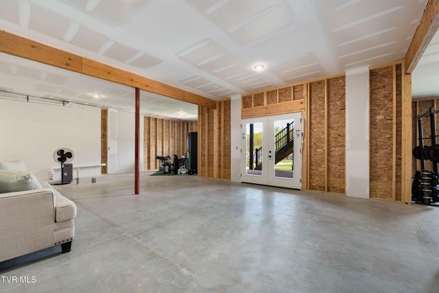 190 Tanners Cove, Johnson City, TN 37615