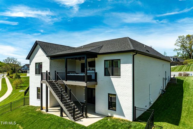 190 Tanners Cove, Johnson City, TN 37615
