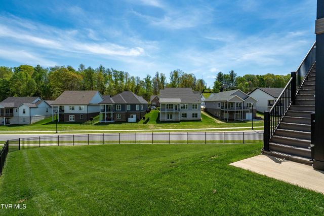 190 Tanners Cove, Johnson City, TN 37615