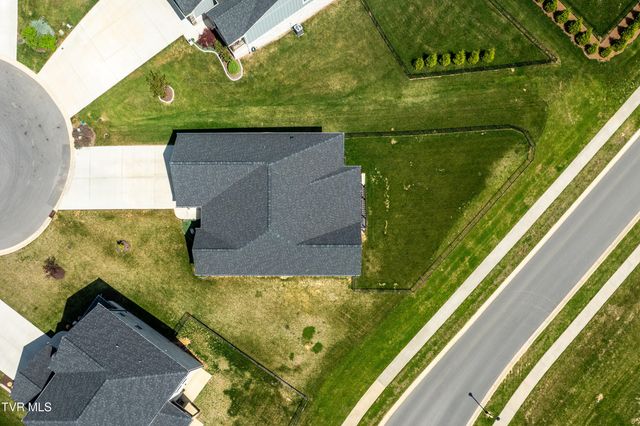 190 Tanners Cove, Johnson City, TN 37615
