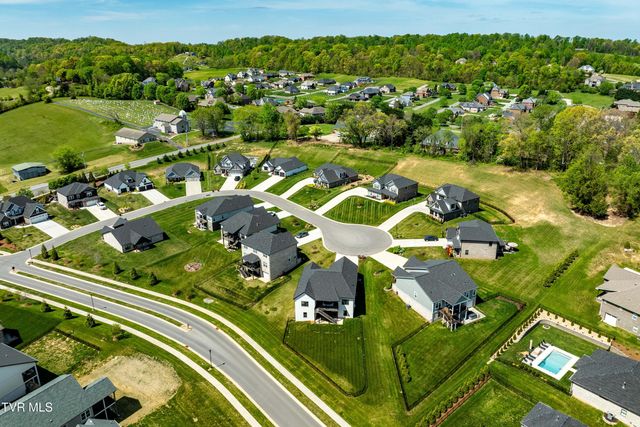 190 Tanners Cove, Johnson City, TN 37615