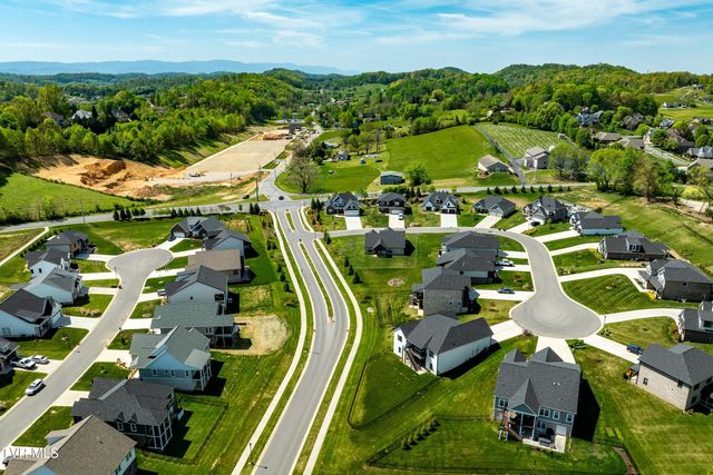 190 Tanners Cove, Johnson City, TN 37615